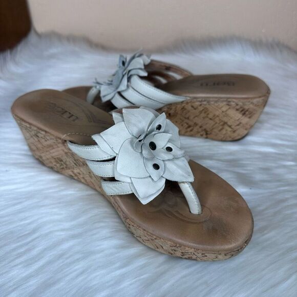 Born FLUTTER Leather Wedge Thong Platform Sandal Shoe Size 10 - Picture 9 of 9
